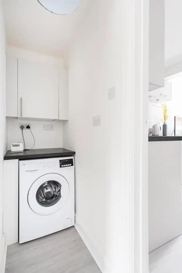 Nice 2 Bedroom House In Stowmarket Extérieur photo
